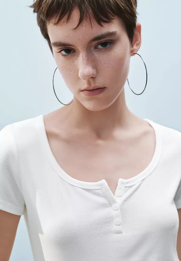 U-Neck Skinny T-Shirts